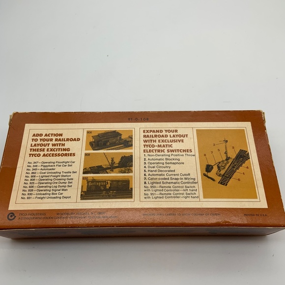 Vintage Tyco CP Rail Freight Train CP 56767 Box Car HO Scale Model Train w/ Box - Picture 7 of 11